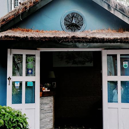 Mingtang Garden Cottage 名堂花园度假屋 Pokhara Exterior foto